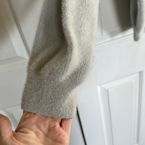 Simply Southern Sweater size large - Picture 4 of 4